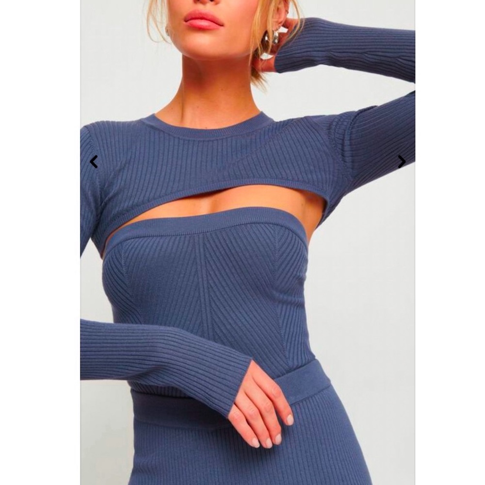 Stylish Knitted Blue Ribbed Tube Top with Bolero S